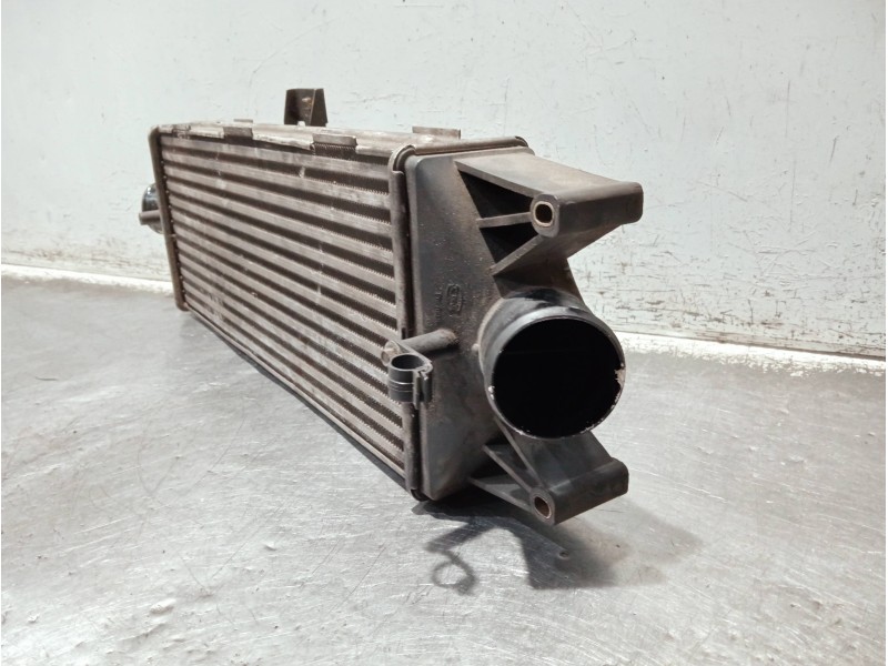 Recambio de intercooler para iveco daily caja cerrada (1999 =>) referencia OEM IAM 866966000  