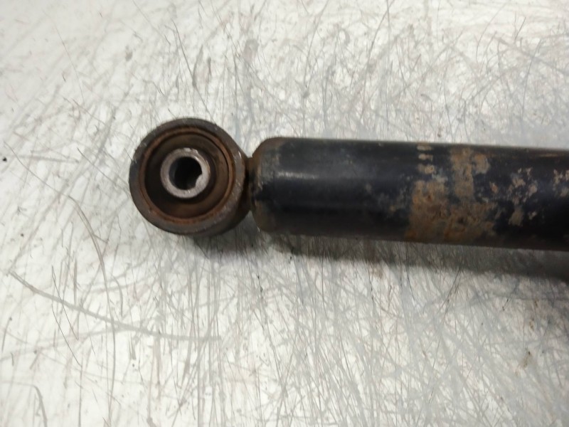 Recambio de amortiguador delantero izquierdo para kia sorento 2.5 crdi cat referencia OEM IAM   