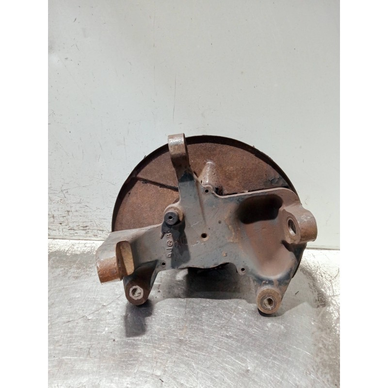 Recambio de mangueta delantera izquierda para iveco daily caja cerrada (1999 =>) referencia OEM IAM   