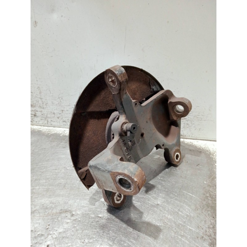 Recambio de mangueta delantera izquierda para iveco daily caja cerrada (1999 =>) referencia OEM IAM   