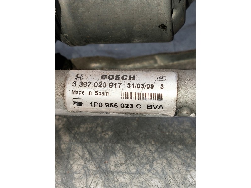 Recambio de motor limpia delantero para seat leon (1p1) referencia OEM IAM 1P0955023C 3397020917 IZQUIERDO