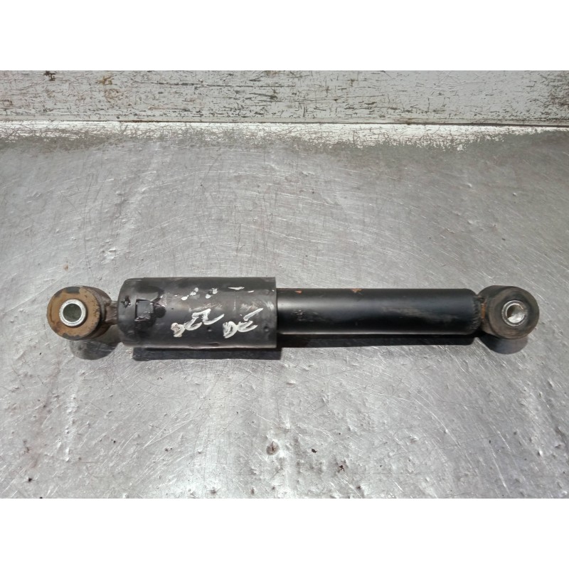 Recambio de amortiguador delantero derecho para iveco daily caja cerrada (1999 =>) referencia OEM IAM 504195995  