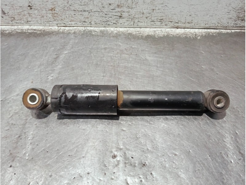 Recambio de amortiguador delantero derecho para iveco daily caja cerrada (1999 =>) referencia OEM IAM 504195995  