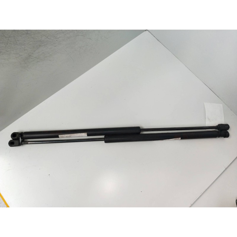 Recambio de amortiguadores maletero / porton para kia sorento 2.5 crdi cat referencia OEM IAM   