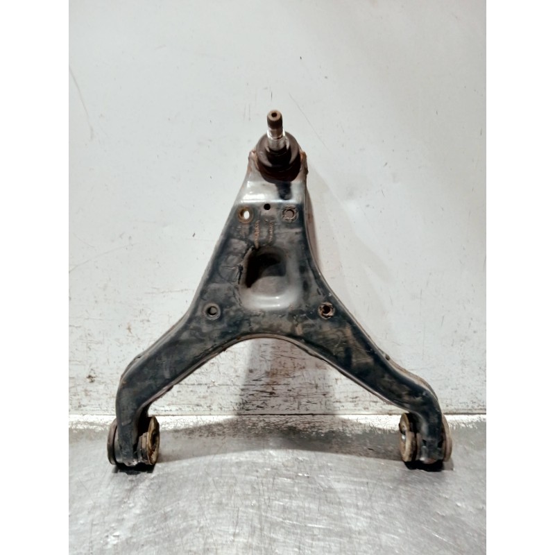 Recambio de brazo suspension inferior delantero izquierdo para iveco daily caja cerrada (1999 =>) referencia OEM IAM 500334487  