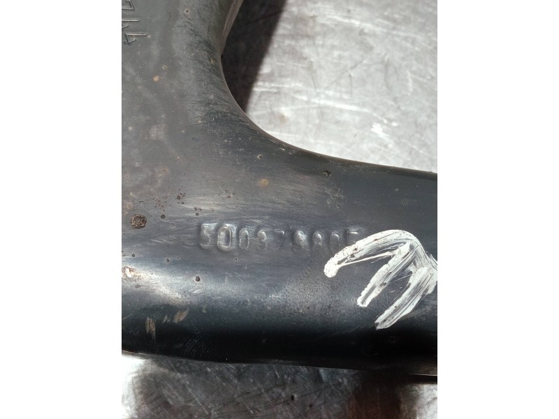 Recambio de brazo suspension superior delantero derecho para iveco daily caja cerrada (1999 =>) referencia OEM IAM 500379805  