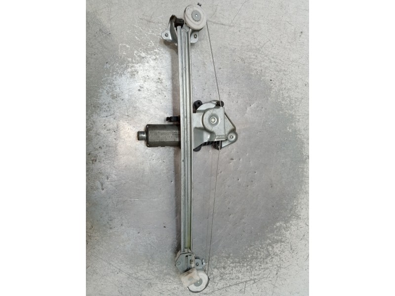 Recambio de motor elevalunas trasero izquierdo para mercedes clase e (w210) berlina diesel referencia OEM IAM 0130821673  