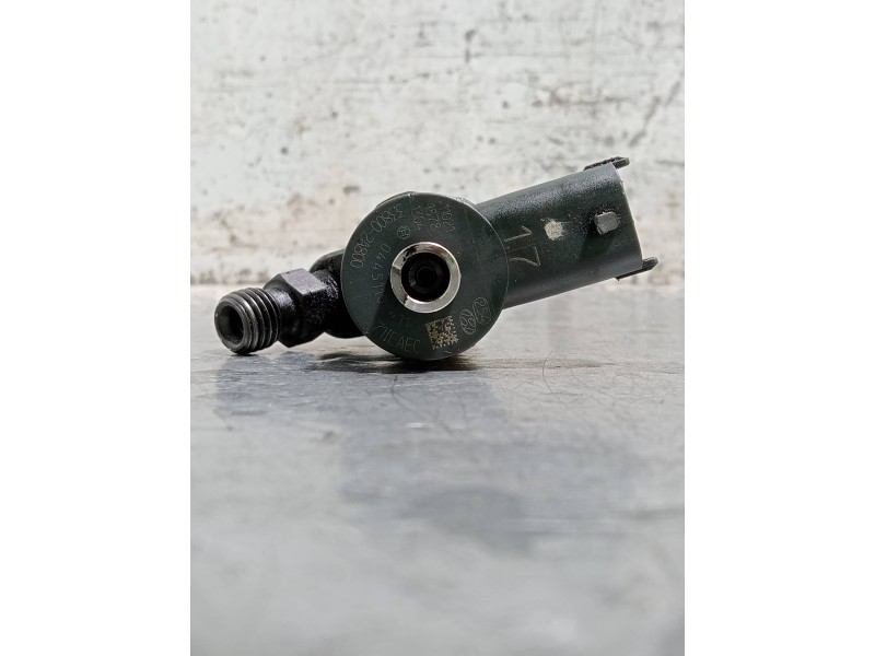 Recambio de inyector para hyundai ix35 referencia OEM IAM 0445110411 338002A800 BOSCH