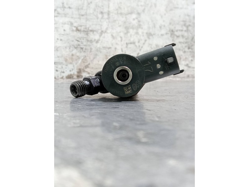 Recambio de inyector para hyundai ix35 referencia OEM IAM 0445110411 338002A800 BOSCH