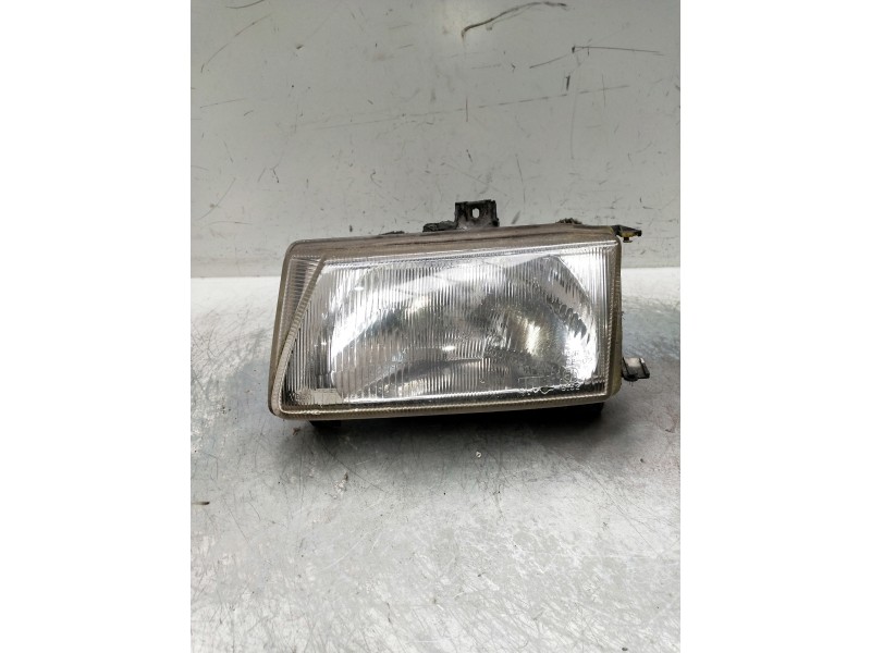 Recambio de faro izquierdo para seat ibiza (6k) referencia OEM IAM 6K0941009A 67735431 