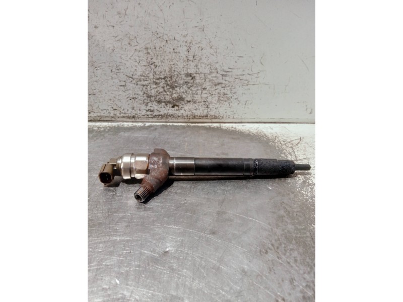 Recambio de inyector para fiat ducato caja cerrada 33 (06.2006 =>) referencia OEM IAM 6C1Q9K546AC DENSO 