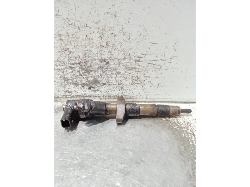 Recambio de inyector para renault espace iv (jk0) referencia OEM IAM 8200084534 0445110084 BOSCH