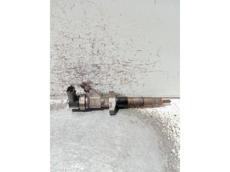 Recambio de inyector para renault espace iv (jk0) referencia OEM IAM 8200084534 0445110084 BOSCH