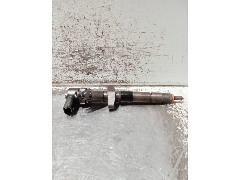 Recambio de inyector para renault espace iv (jk0) referencia OEM IAM 8200084534 0445110084 BOSCH