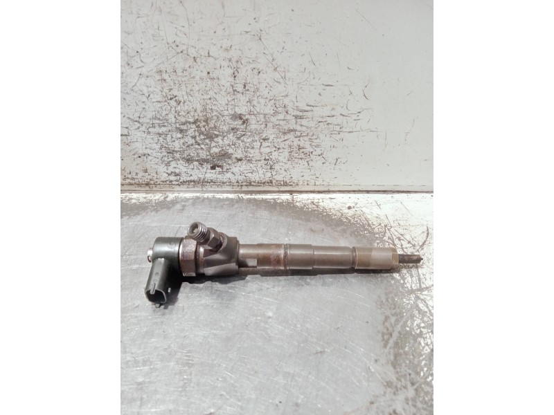 Recambio de inyector para saab 9-3 berlina 1.9 tid linear sport referencia OEM IAM 0445110159 BOSCH 