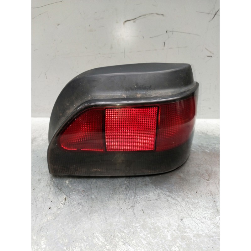 Recambio de piloto trasero derecho para renault clio i fase i+ii (b/c57) referencia OEM IAM   