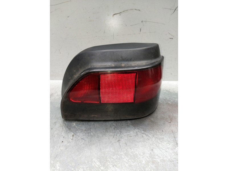 Recambio de piloto trasero derecho para renault clio i fase i+ii (b/c57) referencia OEM IAM   