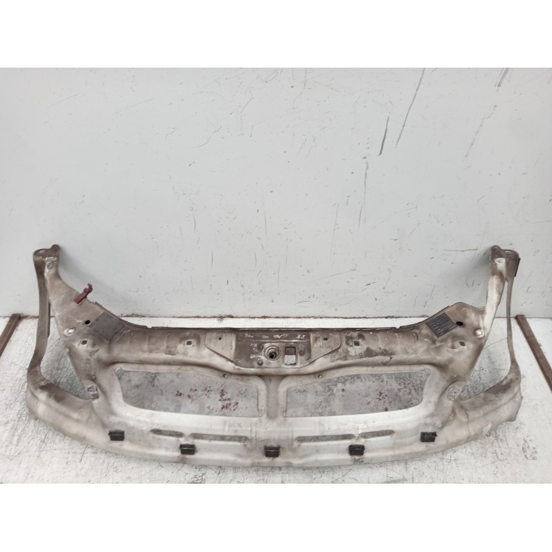 Recambio de panel frontal para iveco daily caja cerrada (1999 =>) referencia OEM IAM 98474920  