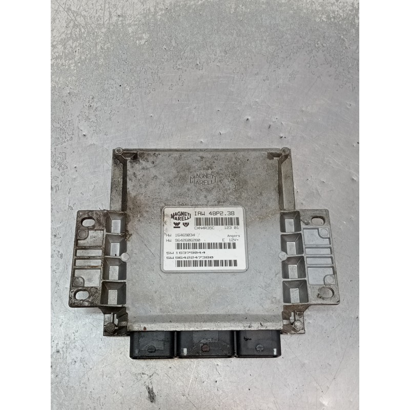 Recambio de centralita motor uce para peugeot 206 berlina referencia OEM IAM 9642606280 9642247380 16469034. 16379044