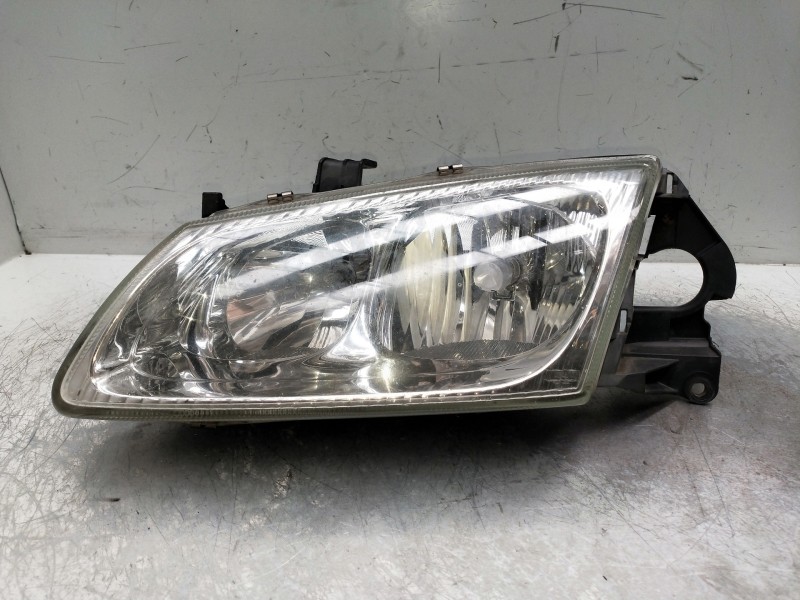 Recambio de faro izquierdo para nissan almera (n16/e) referencia OEM IAM 89003331 26060BN011 
