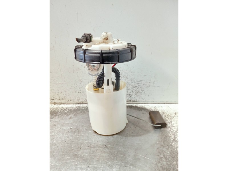 Recambio de bomba combustible para peugeot 206 berlina referencia OEM IAM 9633294680C  