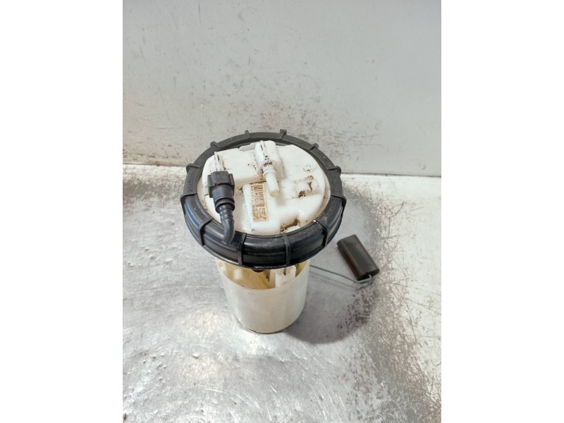 Recambio de bomba combustible para peugeot 206 berlina referencia OEM IAM 9633294680C  