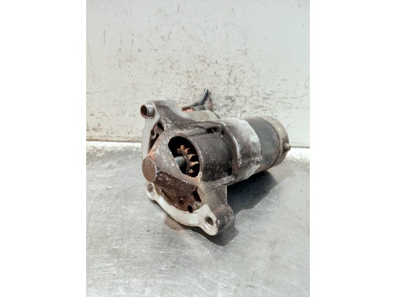 Recambio de motor arranque para peugeot 206 berlina referencia OEM IAM M000T82081  