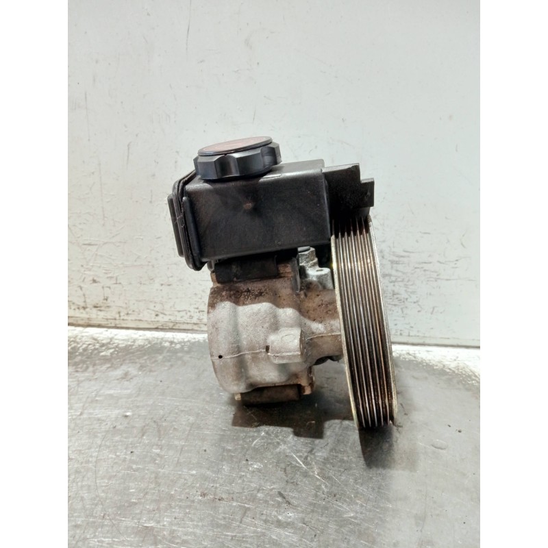 Recambio de bomba direccion para peugeot 206 berlina referencia OEM IAM 9639650880 26079833Q0 
