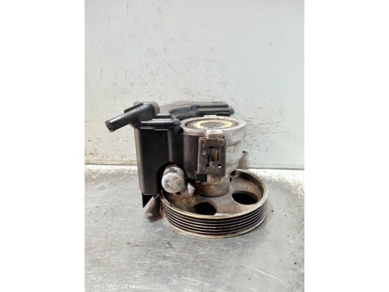 Recambio de bomba direccion para peugeot 206 berlina referencia OEM IAM 9639650880 26079833Q0 