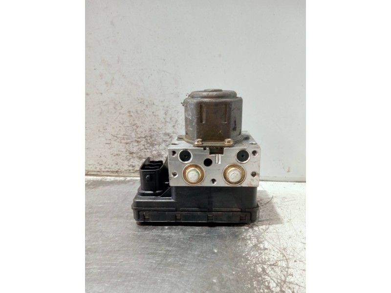 Recambio de abs para toyota corolla (e11) referencia OEM IAM 4451012310 8954112120 