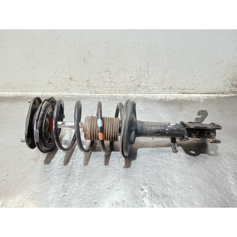 Recambio de amortiguador delantero derecho para toyota corolla (e11) referencia OEM IAM   