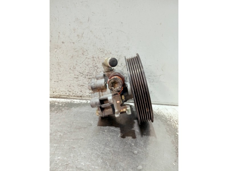 Recambio de bomba direccion para toyota corolla (e11) referencia OEM IAM   