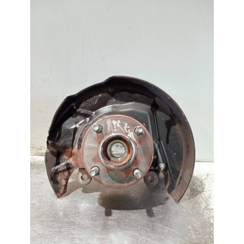 Recambio de mangueta delantera derecha para toyota corolla (e11) referencia OEM IAM   