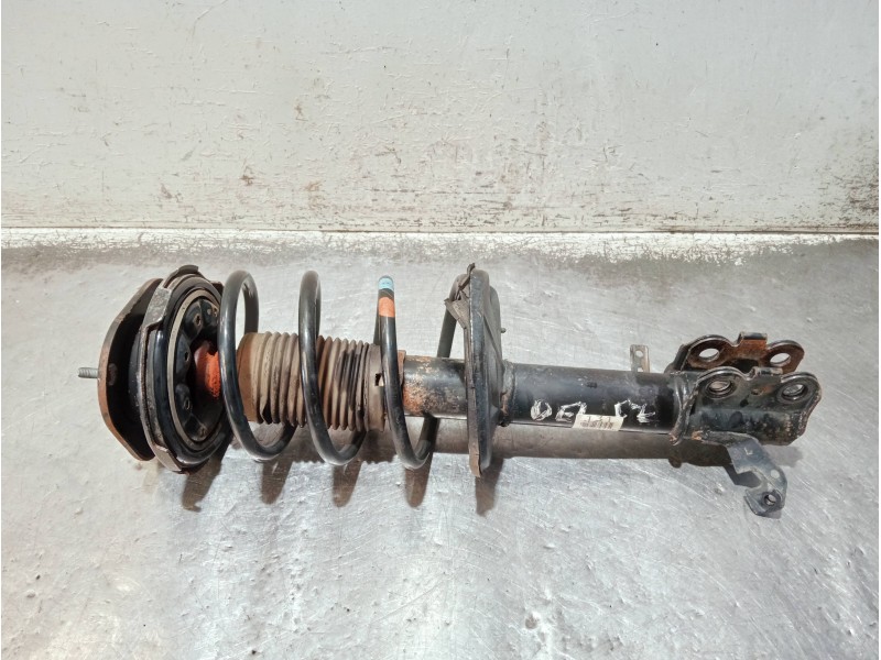 Recambio de amortiguador delantero izquierdo para toyota corolla (e11) referencia OEM IAM   