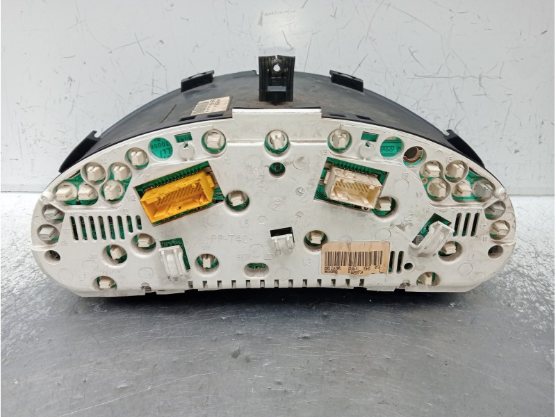 Recambio de cuadro instrumentos para peugeot 206 berlina referencia OEM IAM 9643402580  
