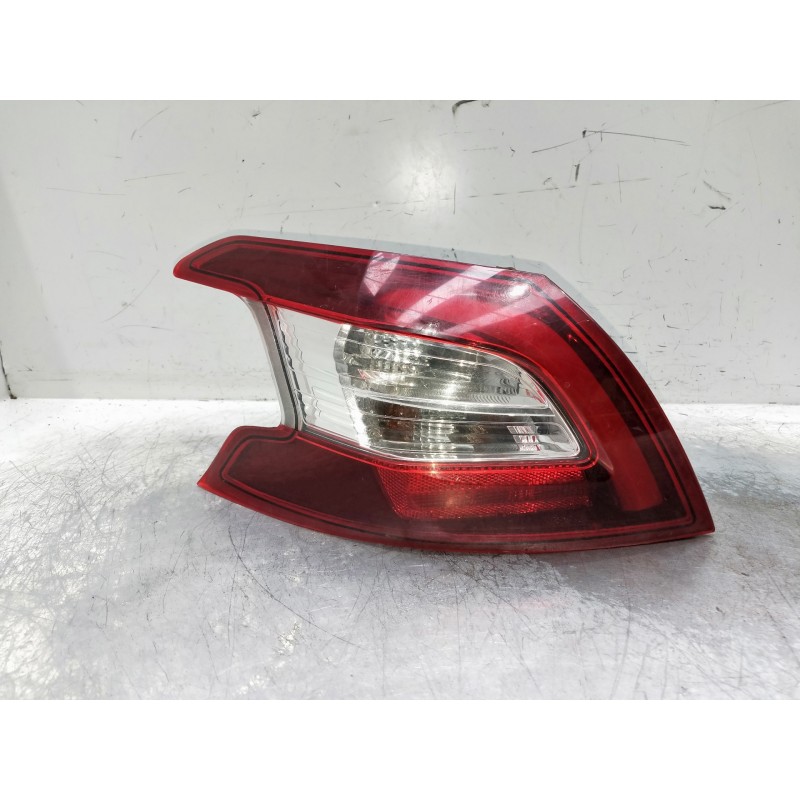 Recambio de piloto trasero izquierdo para peugeot 308 referencia OEM IAM 9677817680 81250101 