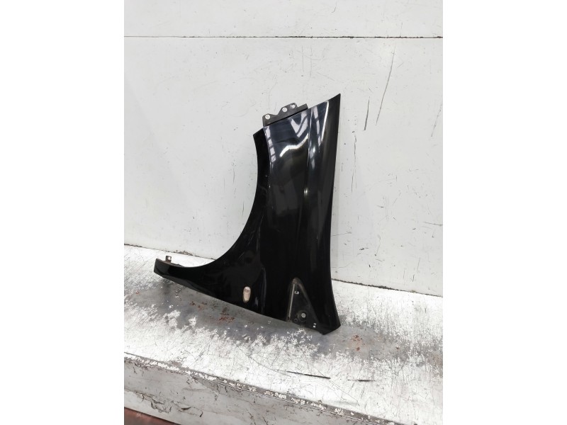 Recambio de aleta delantera izquierda para fiat bravo (198) 1.9 active multijet referencia OEM IAM   