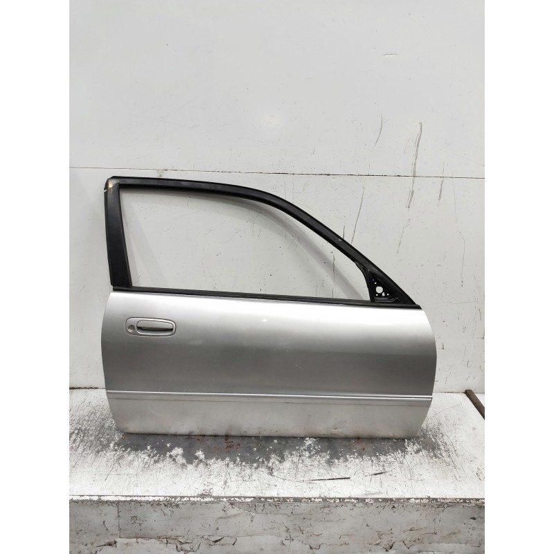 Recambio de puerta delantera derecha para toyota corolla (e11) referencia OEM IAM   3P