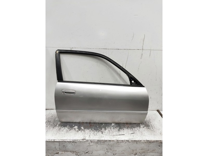 Recambio de puerta delantera derecha para toyota corolla (e11) referencia OEM IAM   3P