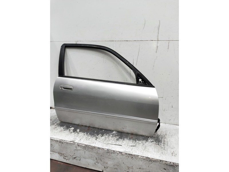Recambio de puerta delantera derecha para toyota corolla (e11) referencia OEM IAM   3P