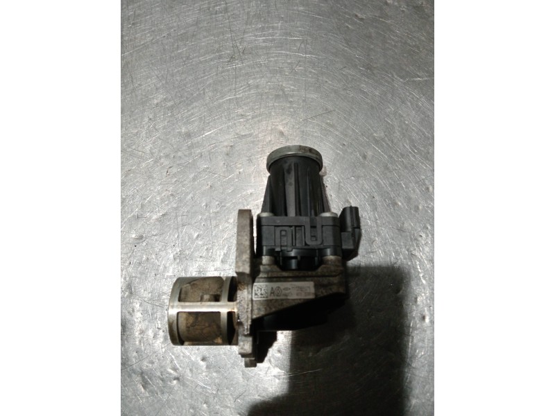 Recambio de valvula egr para renault clio iv referencia OEM IAM 7172RB5075  
