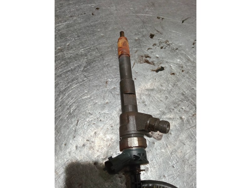 Recambio de inyector para renault clio iv referencia OEM IAM   