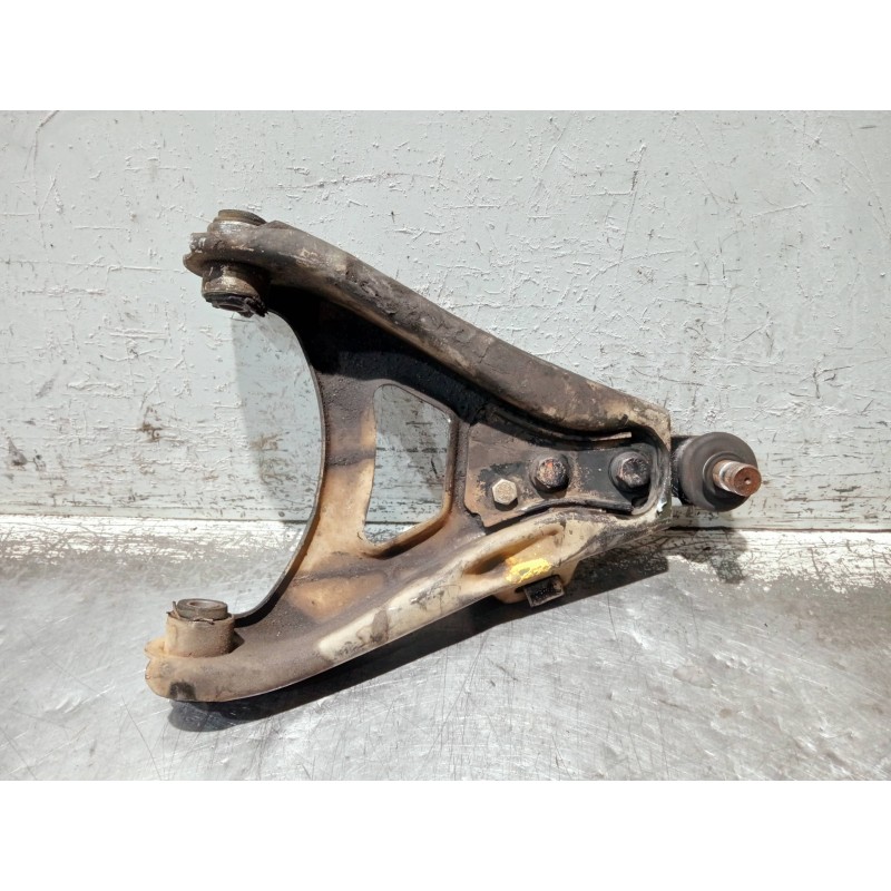 Recambio de brazo suspension inferior delantero derecho para renault rapid/express (f40) referencia OEM IAM   