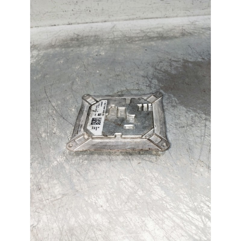 Recambio de centralita faros xenon para peugeot 308 referencia OEM IAM 130732940300  IZQUIERDA