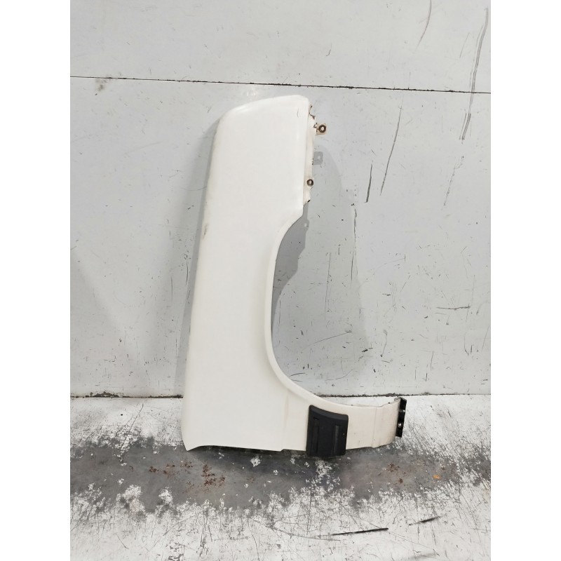 Recambio de aleta delantera derecha para renault rapid/express (f40) referencia OEM IAM   