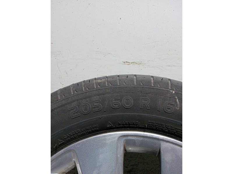 Recambio de juego llantas para citroen c4 spacetourer 1.2 referencia OEM IAM   205/60/16