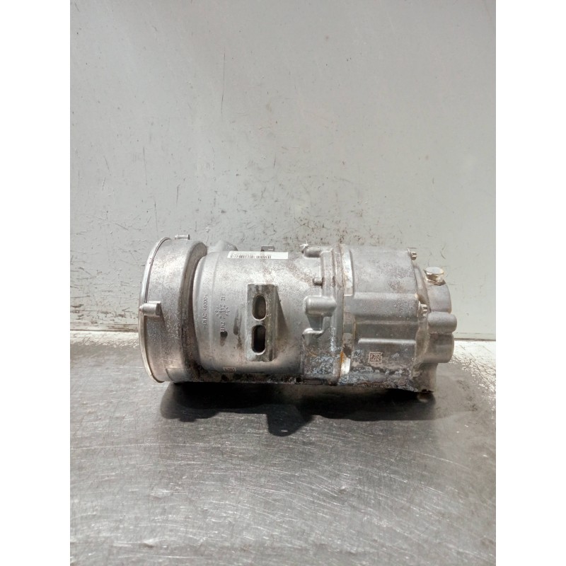 Recambio de compresor aire acondicionado para mercedes clase c (w206) c 220 d referencia OEM IAM A0008306802  