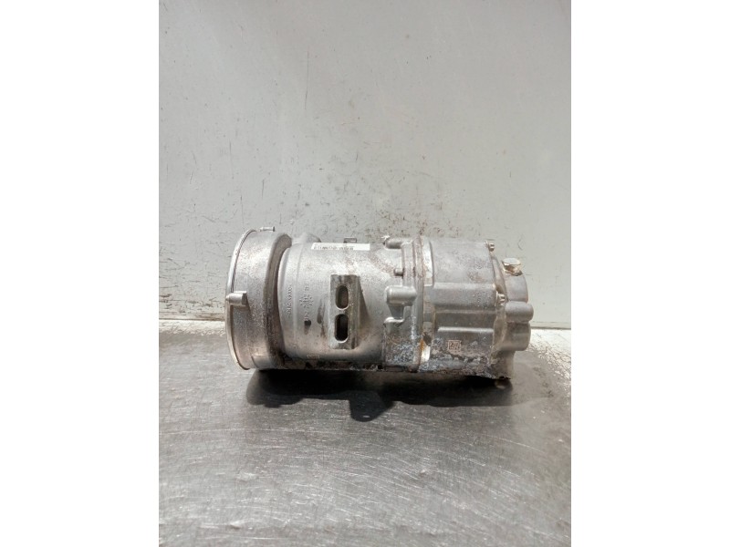 Recambio de compresor aire acondicionado para mercedes clase c (w206) c 220 d referencia OEM IAM A0008306802  