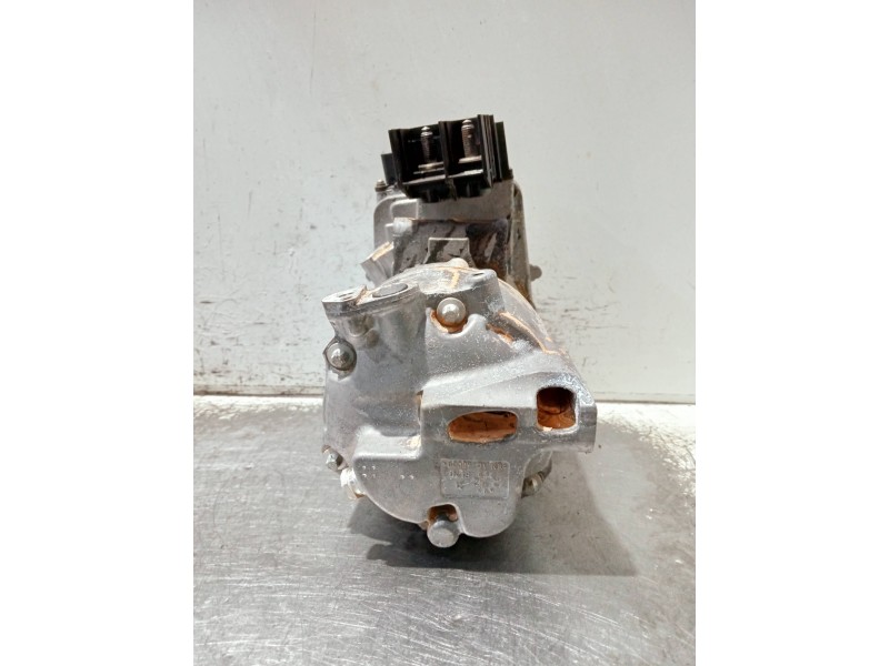Recambio de compresor aire acondicionado para mercedes clase c (w206) c 220 d referencia OEM IAM A0008306802  