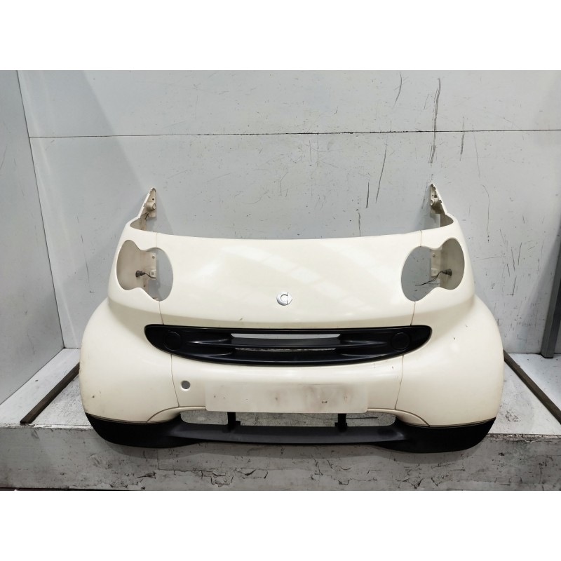 Recambio de paragolpes delantero para smart coupe referencia OEM IAM  OJO VER FOTOS PARAGOLPES CON UNA RAJA